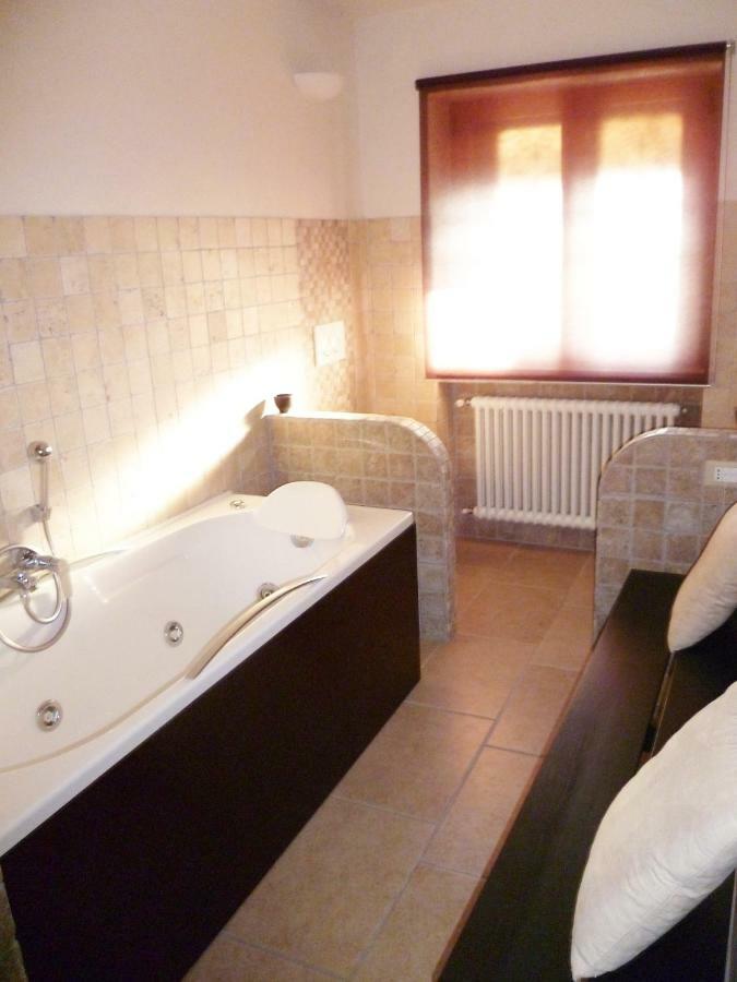 B&B Colle Di Terria Country House Contigliano Экстерьер фото