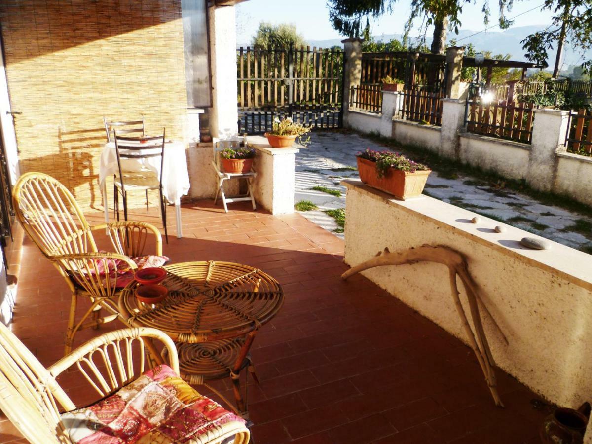 B&B Colle Di Terria Country House Contigliano Экстерьер фото
